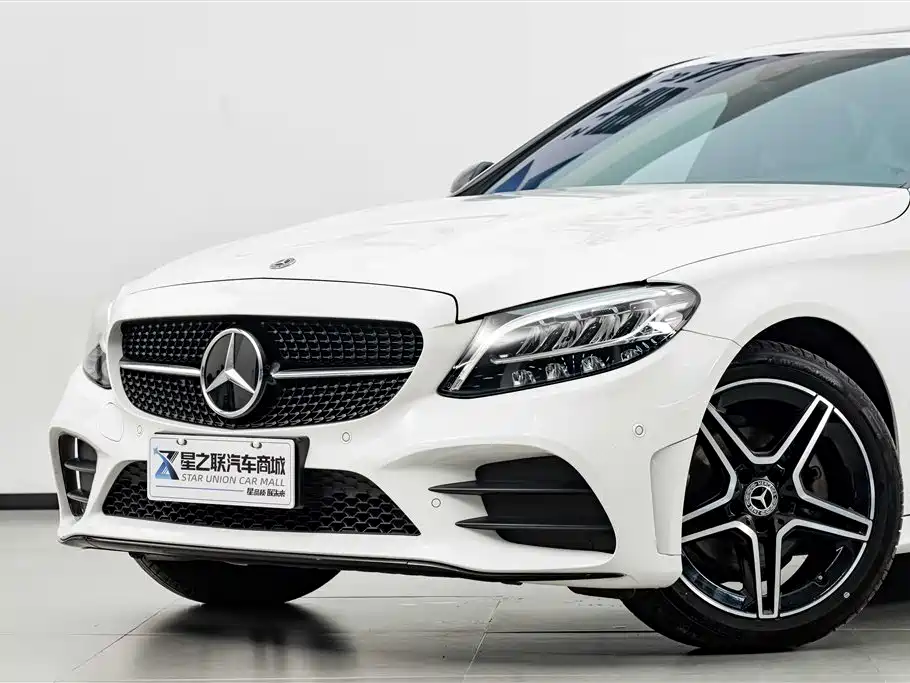 Mercedes-Benz C-Class 2022 — фото 3