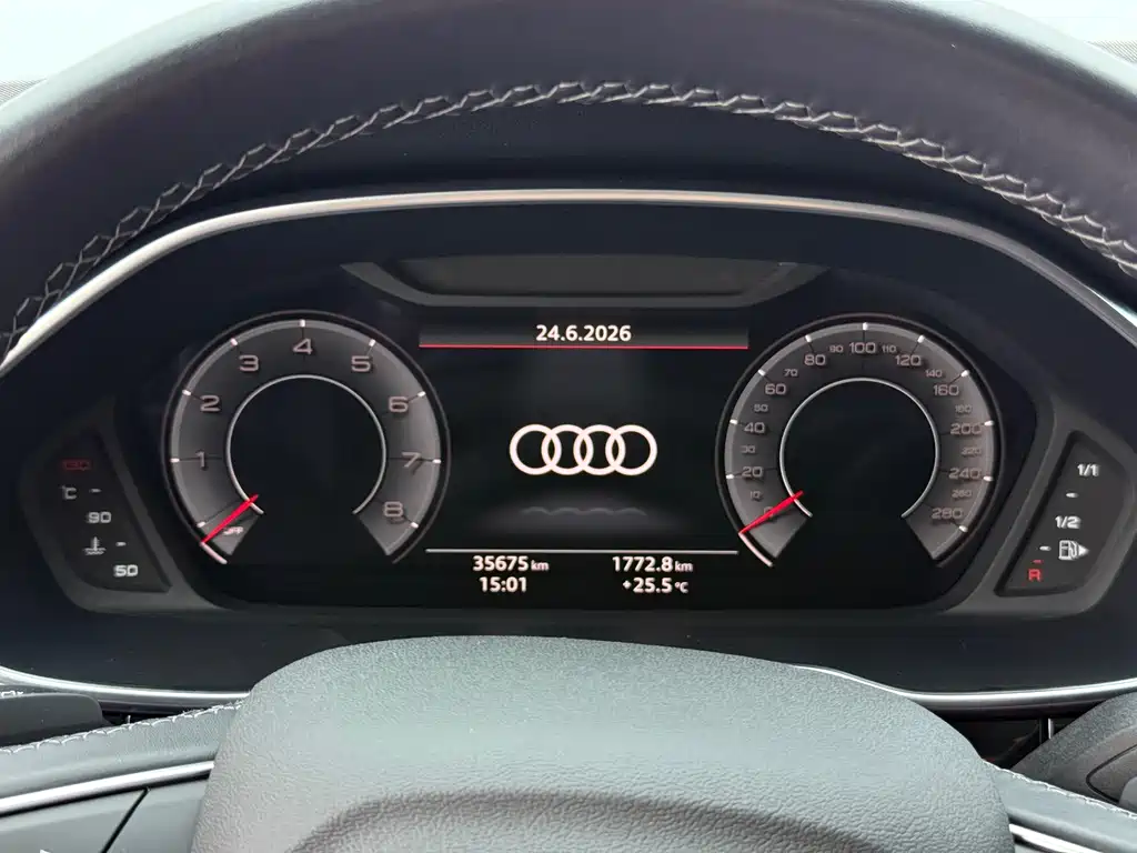 Audi Q3 2022 — фото 18