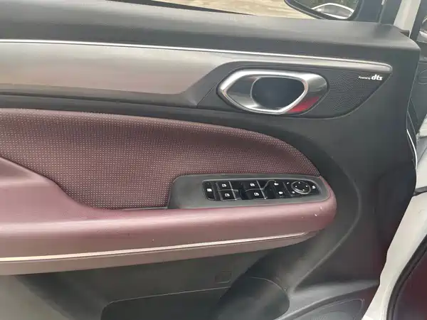 GAC Trumpchi M6 2024