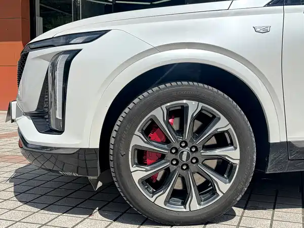 Cadillac XT5 2024