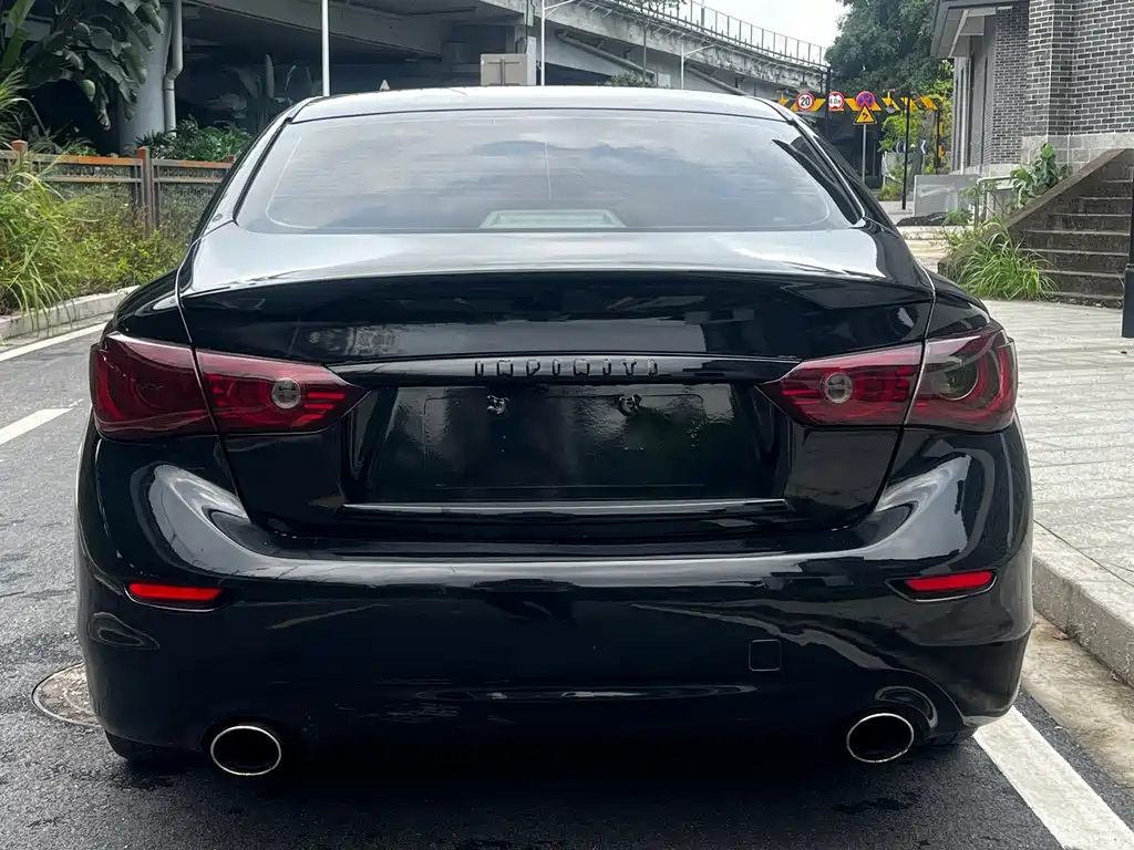 Infiniti Q50L 2015 — фото 14