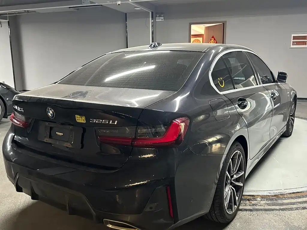 BMW 3 Series 2023