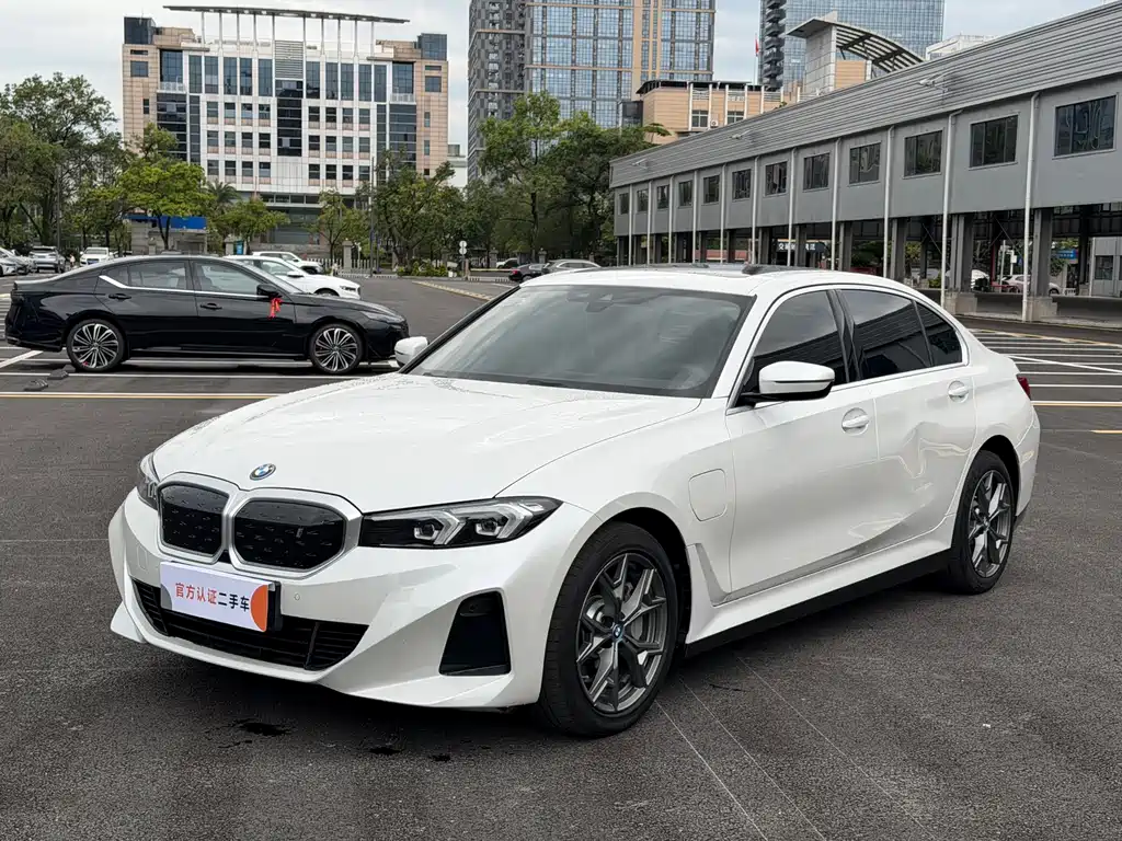 BMW i3 2023 — фото 1