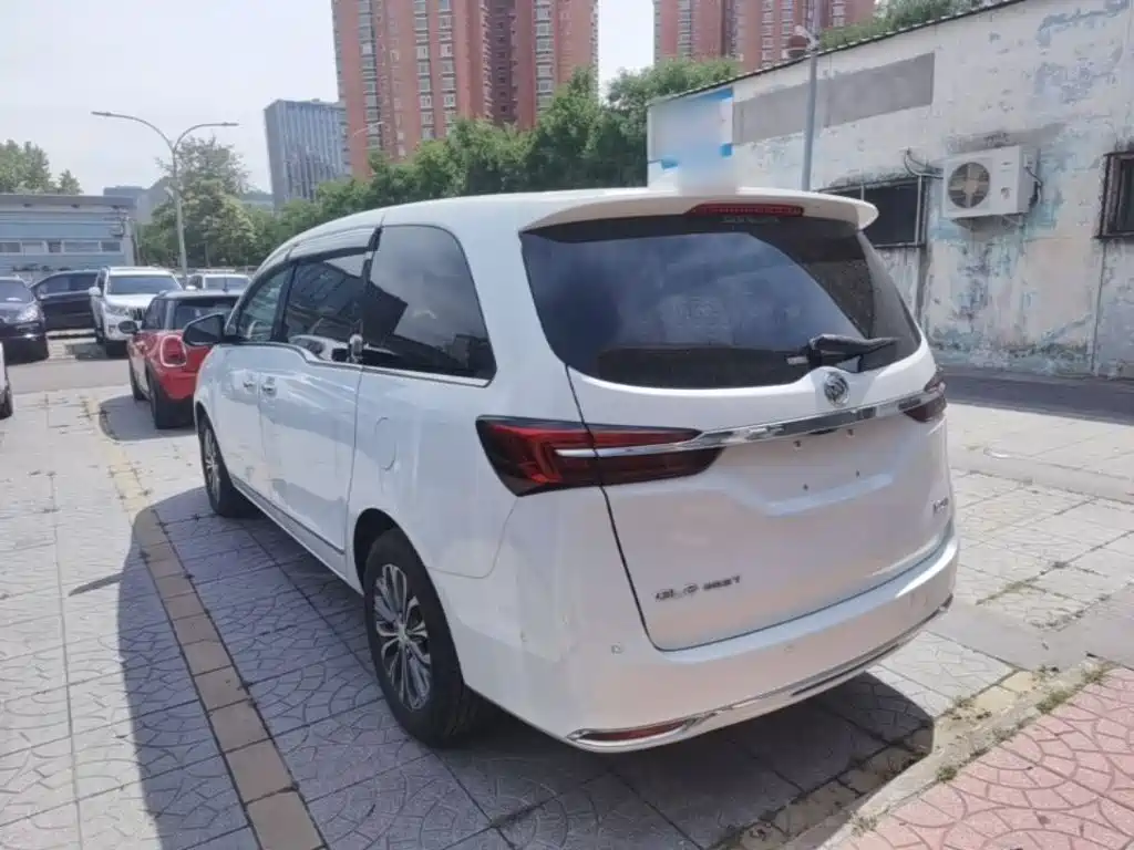 Buick GL8 2021