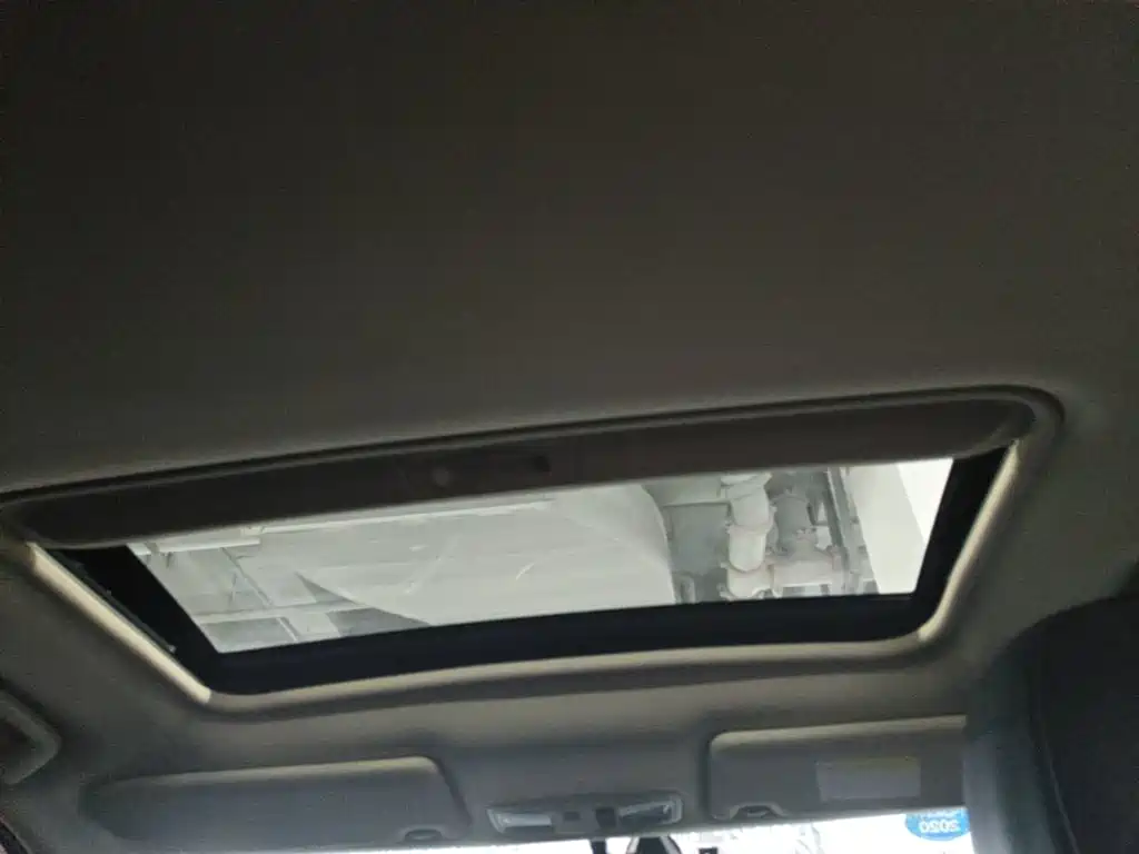 Mitsubishi Outlander 2019 — фото 18