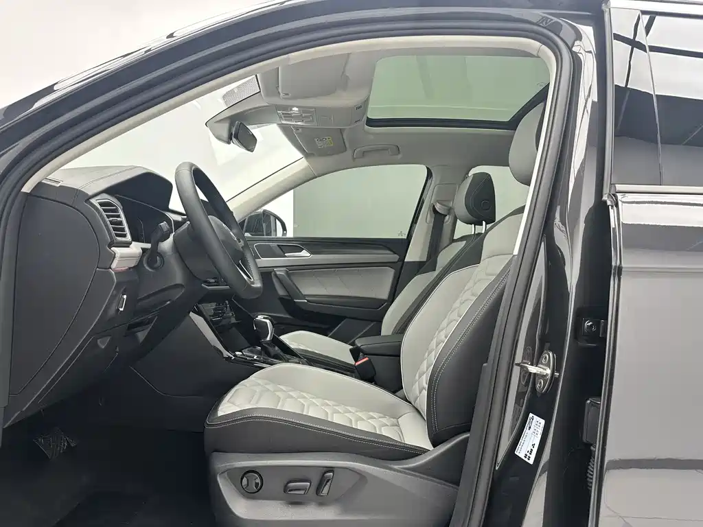 Volkswagen Tayron 2023