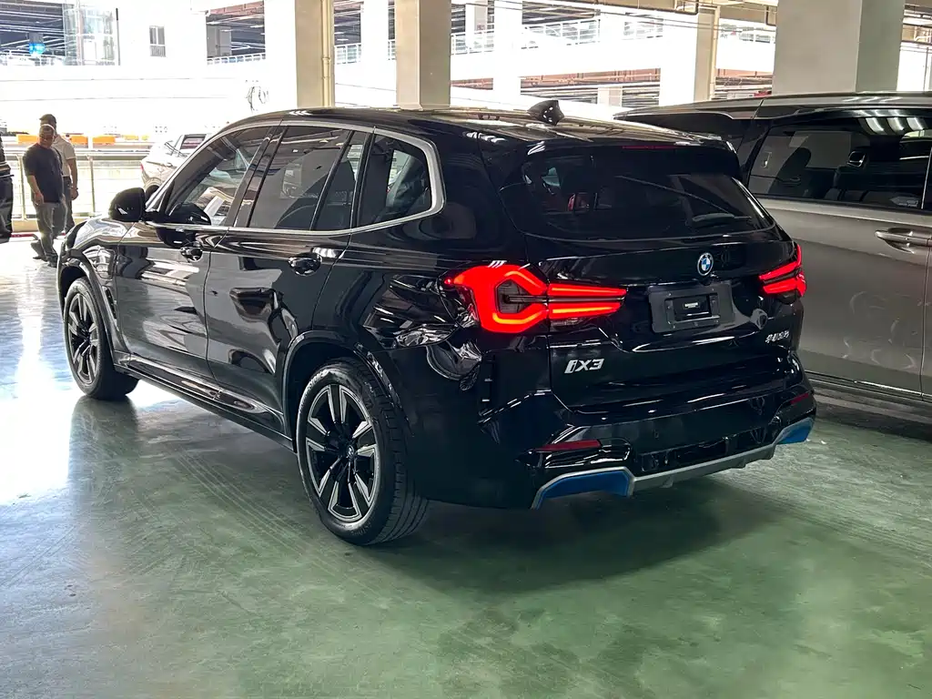 BMW iX3 2022 — фото 3