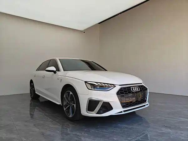 Audi A4L 2022