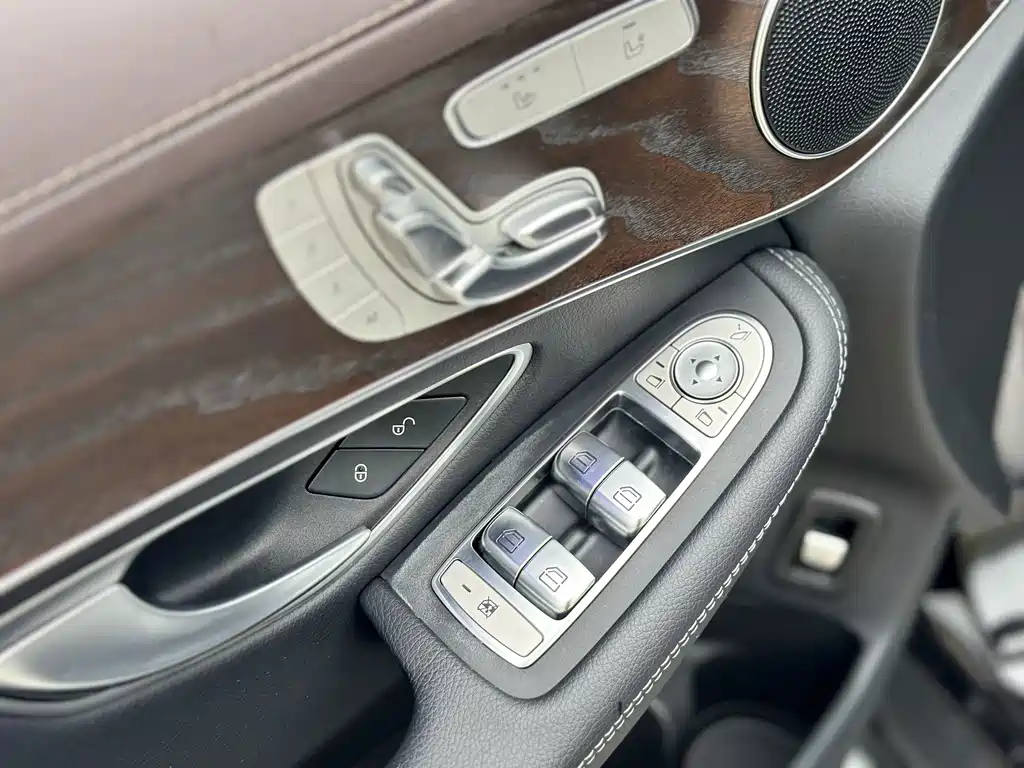 Mercedes-Benz GLC 2023 — фото 9
