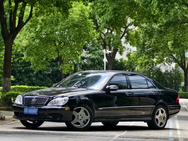 Mercedes-Benz S-Class 2004