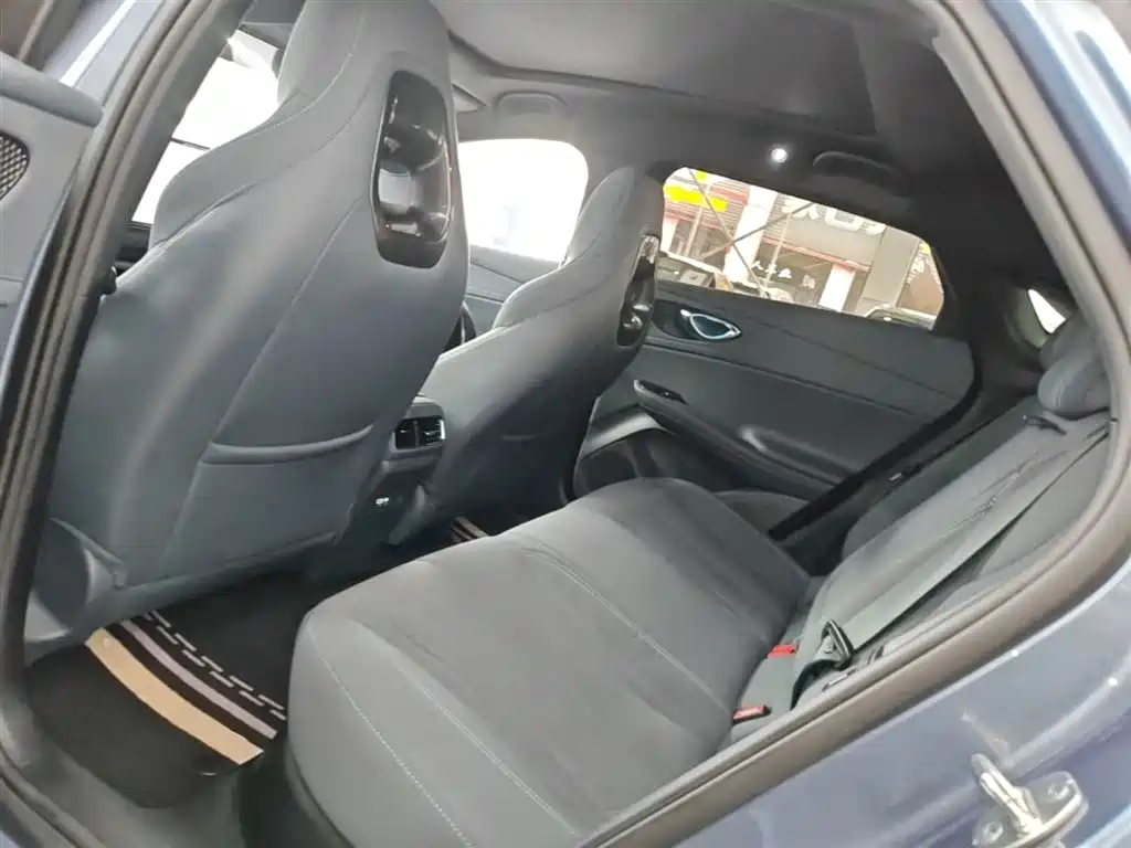 BYD Seal 06GT 2025 — фото 17