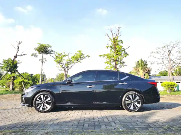 Nissan Teana 2021