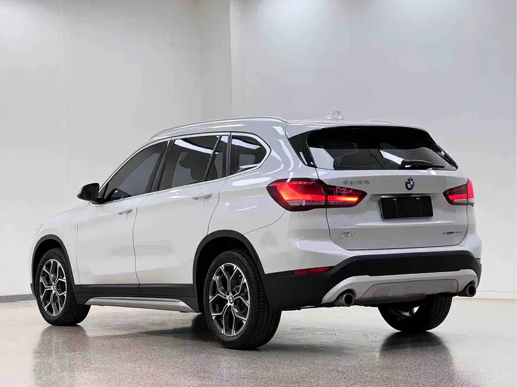 BMW X1 2022 — фото 28