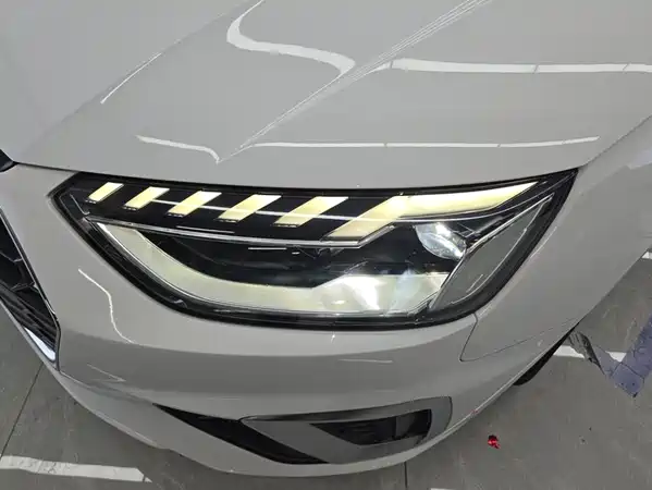 Audi A4L 2021