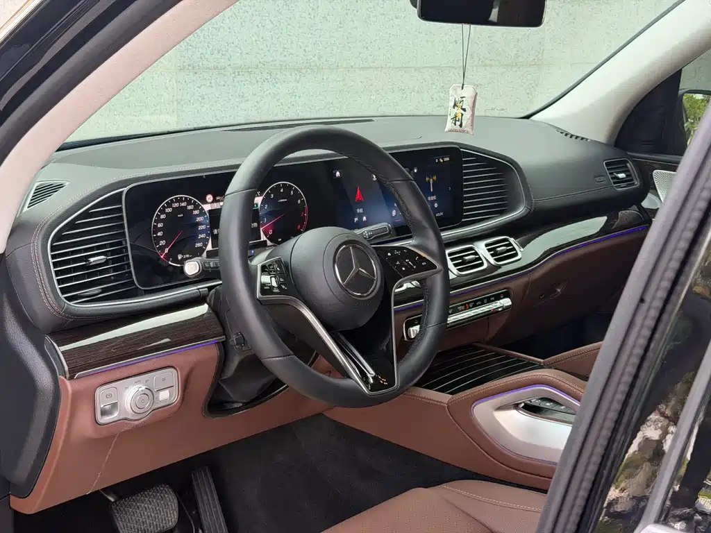 Mercedes-Benz GLE 2025 — фото 10