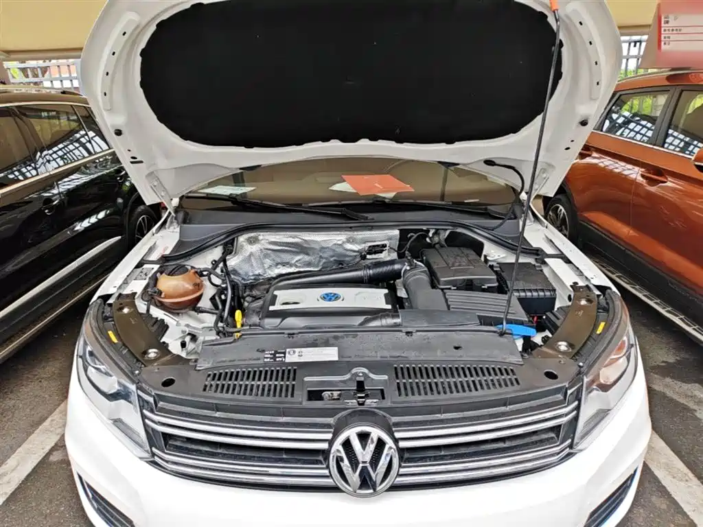 Volkswagen Tiguan 2015 — фото 20