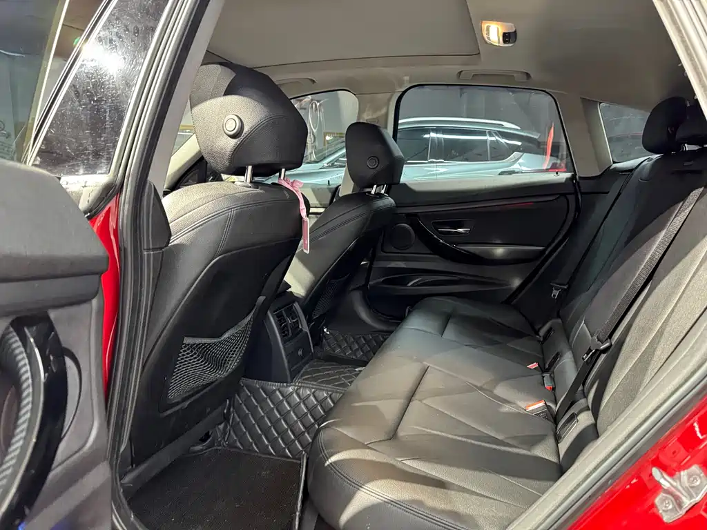 BMW 3 Series GT 2018 — фото 14