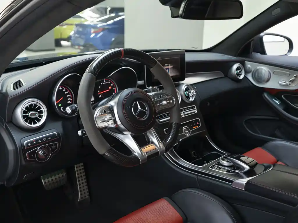 Mercedes-Benz C-Class AMG 2018 — фото 11