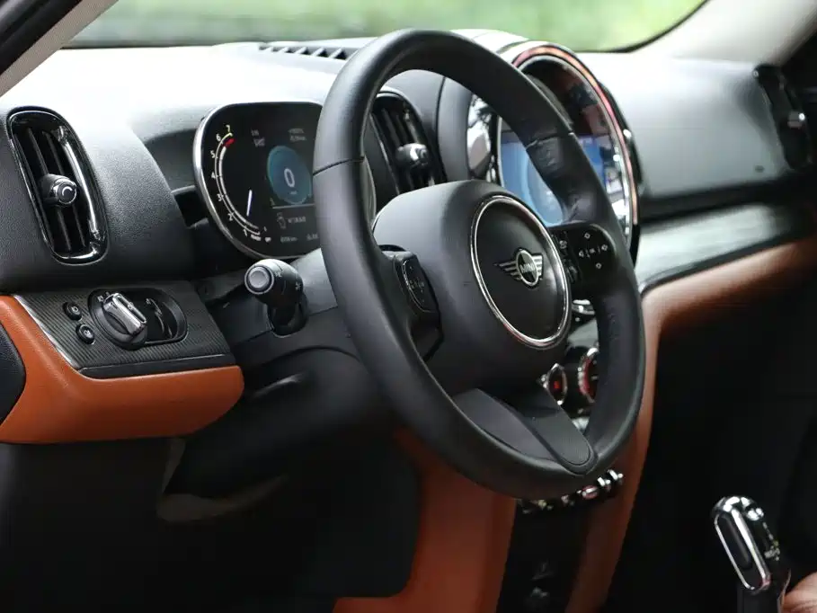 MINI Countryman 2022 — фото 10