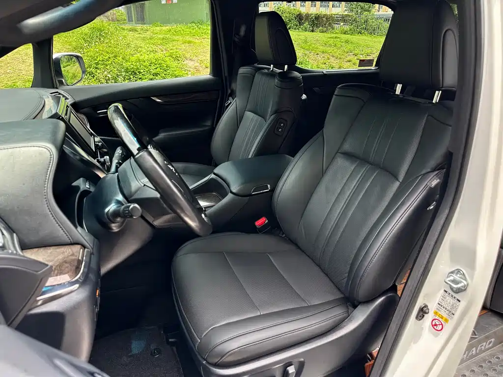 Toyota Alphard 2019 — фото 9