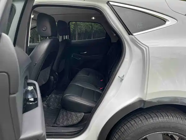Jaguar E-PACE 2018