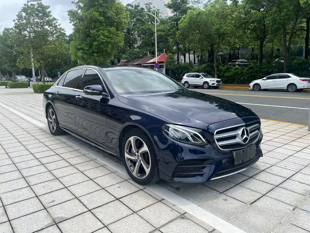 Mercedes-Benz E-Class 2018 — фото 4