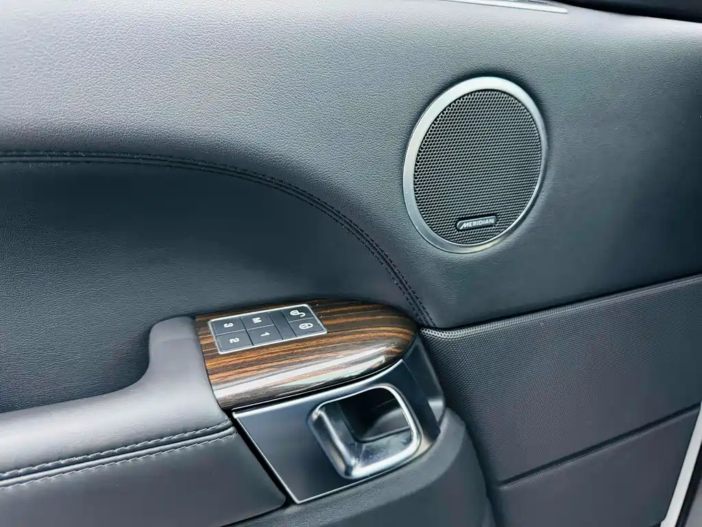 Land Rover Range Rover 2016 — фото 19