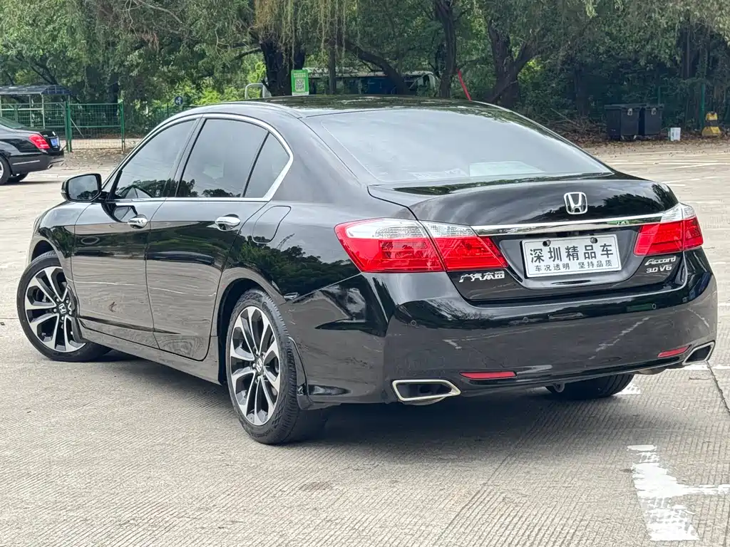 Honda Accord 2016 — фото 3