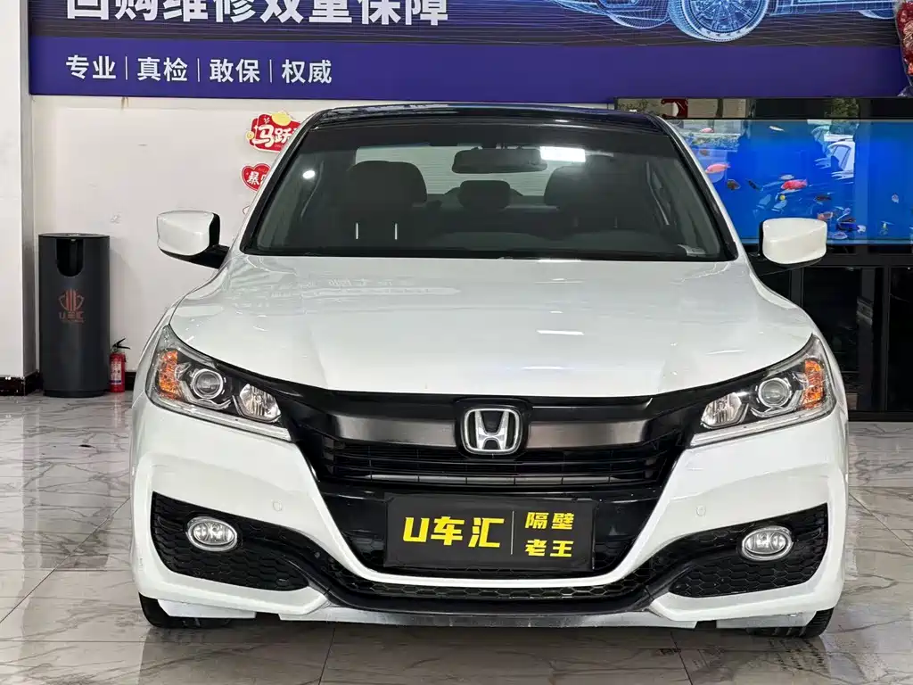 Honda Accord 2017 — фото 2