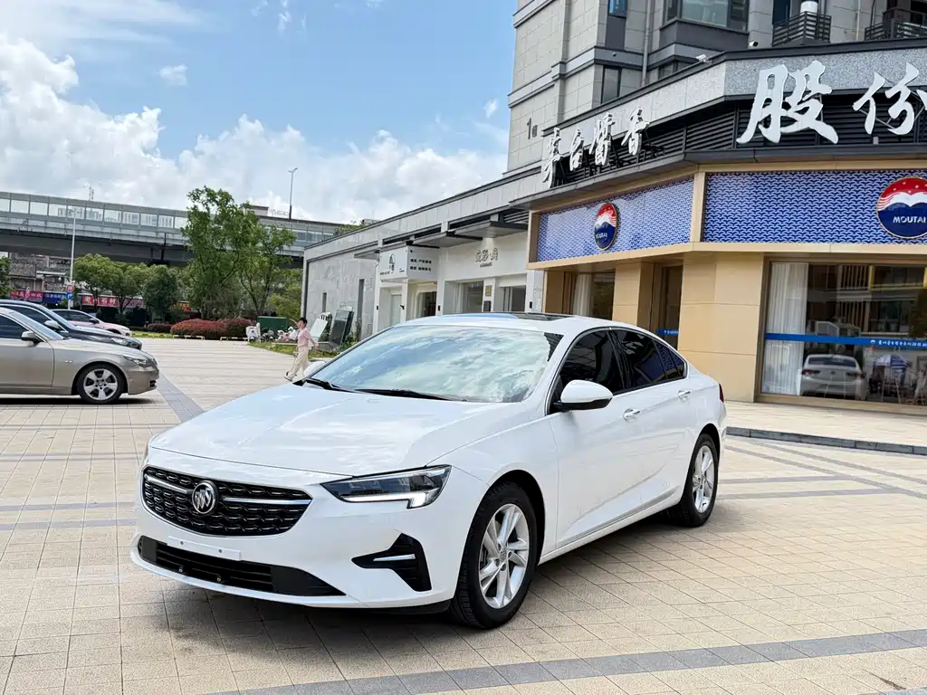 Buick Regal 2023