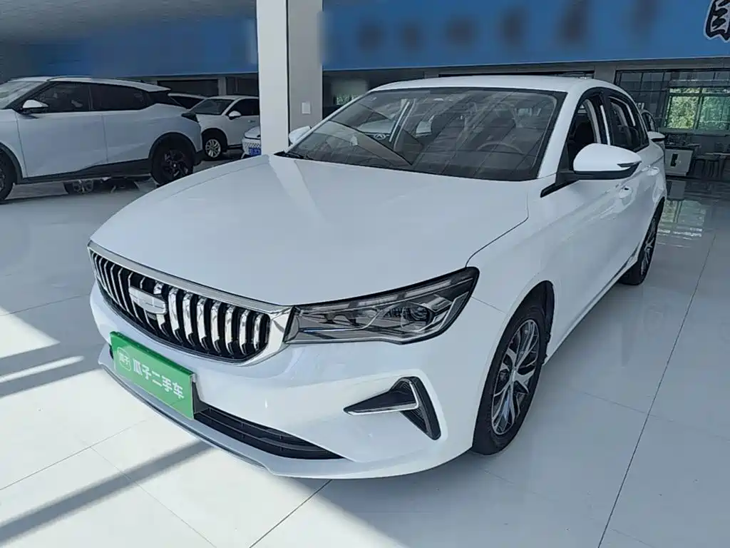 Geely Emgrand 2024