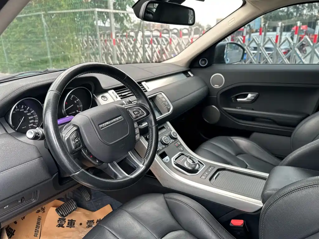 Land Rover Evoque 2015 — фото 9
