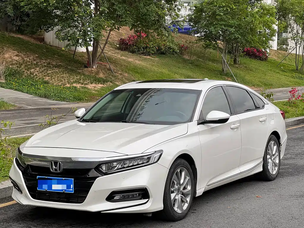 Honda Accord 2020 — фото 1