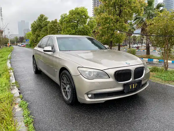 BMW 7 Series 2011