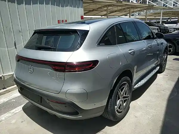 Mercedes-Benz EQC 2021