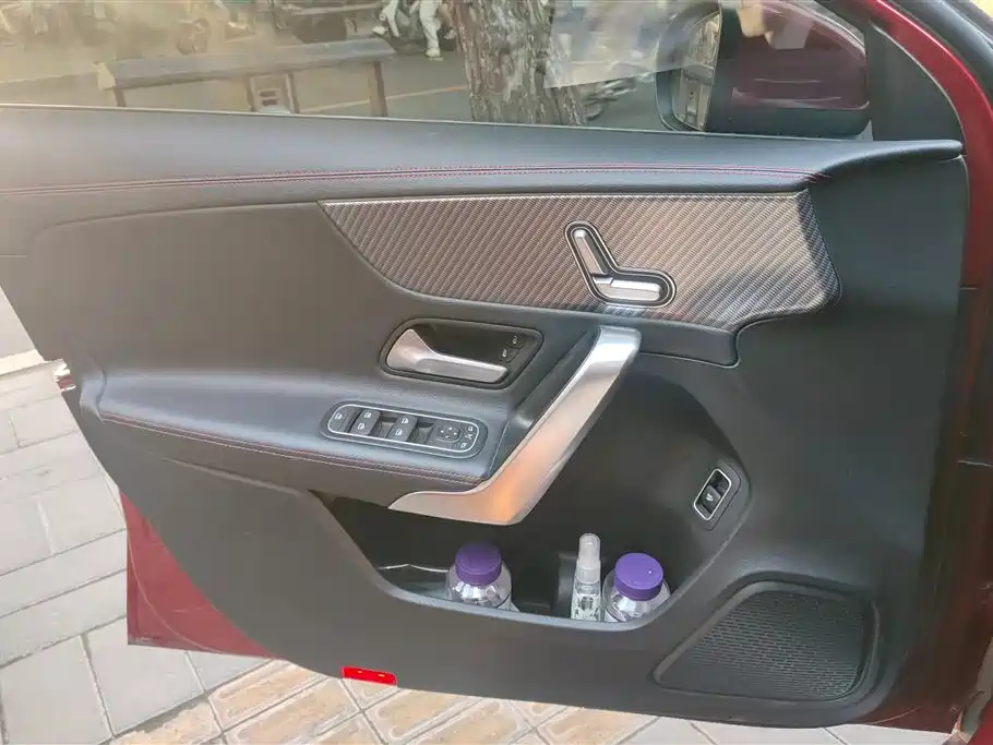 Mercedes-Benz A-Class 2023 — фото 7