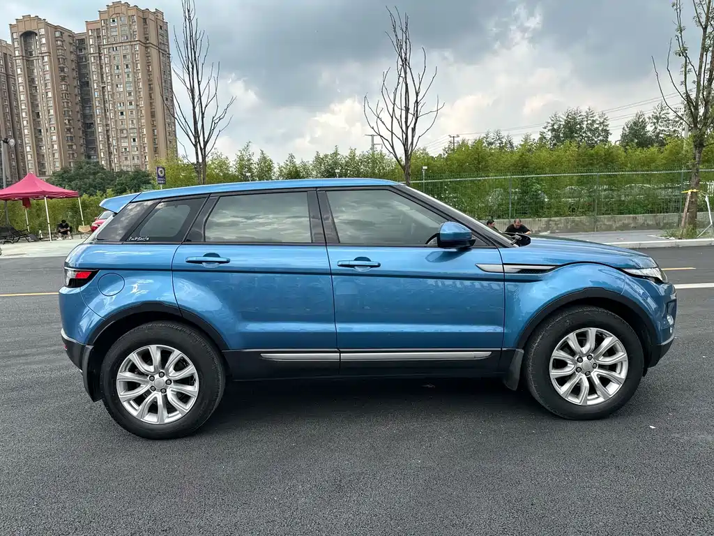 Land Rover Evoque 2015 — фото 4