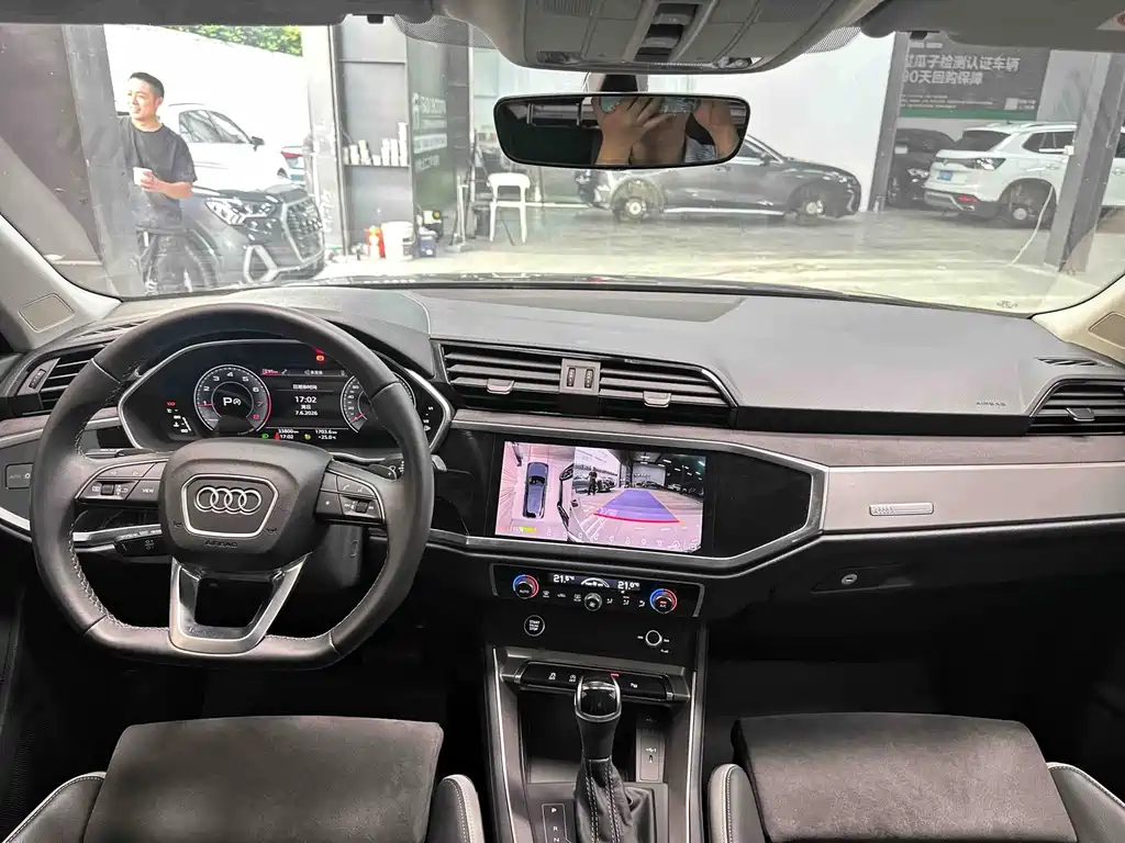 Audi Q3 2023 — фото 22