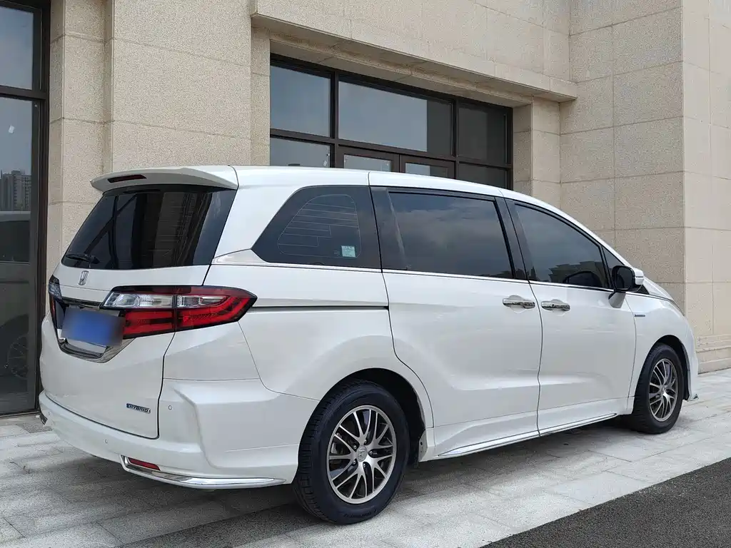 Honda Odyssey 2021 — фото 13