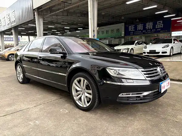 Volkswagen Phaeton 2012