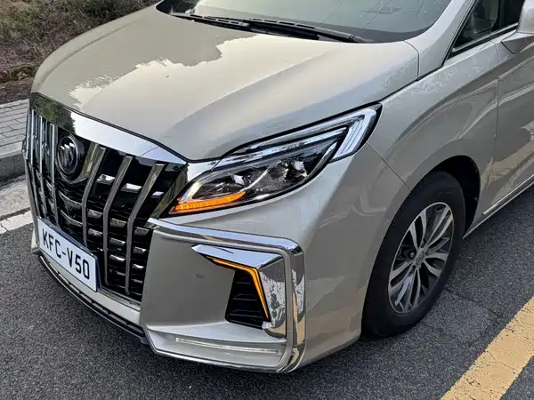 Buick GL8 2019