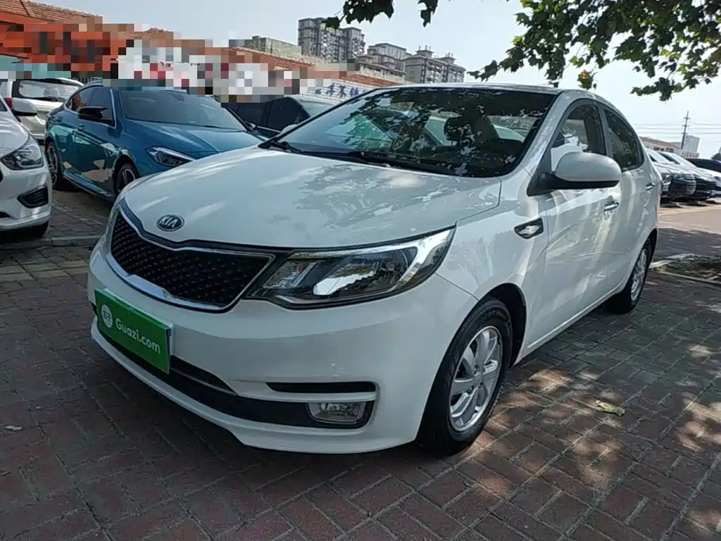 Kia K2 2016 — фото 1
