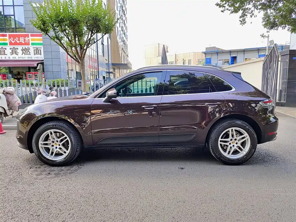 Porsche Macan 2021 — фото 3