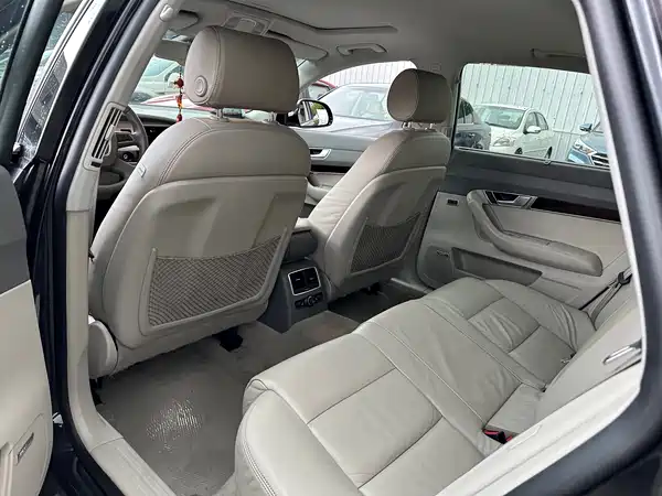 Audi A6L 2010