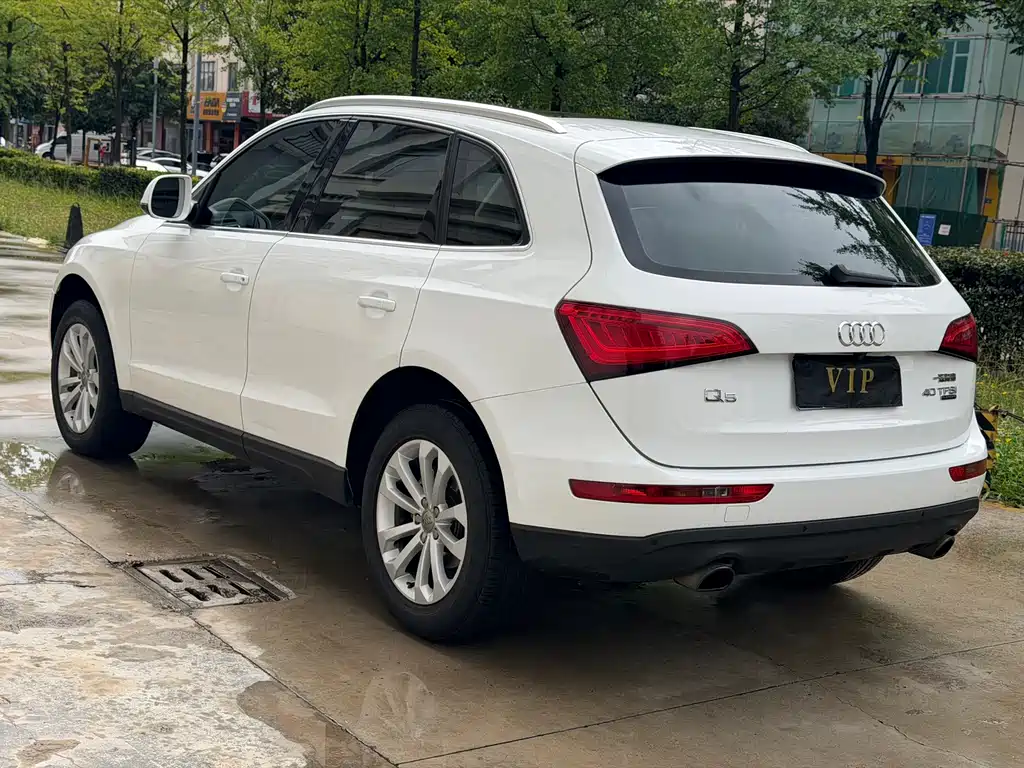 Audi Q5 2015