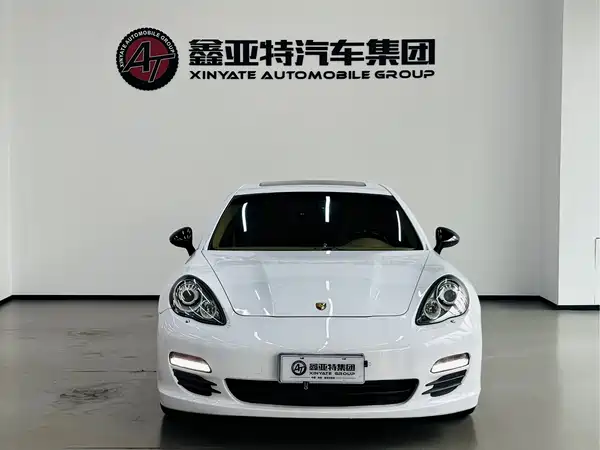 Porsche Panamera 2012