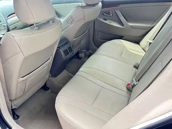 Toyota Camry 2010