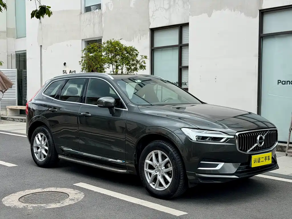 Volvo XC60 2020 — фото 7