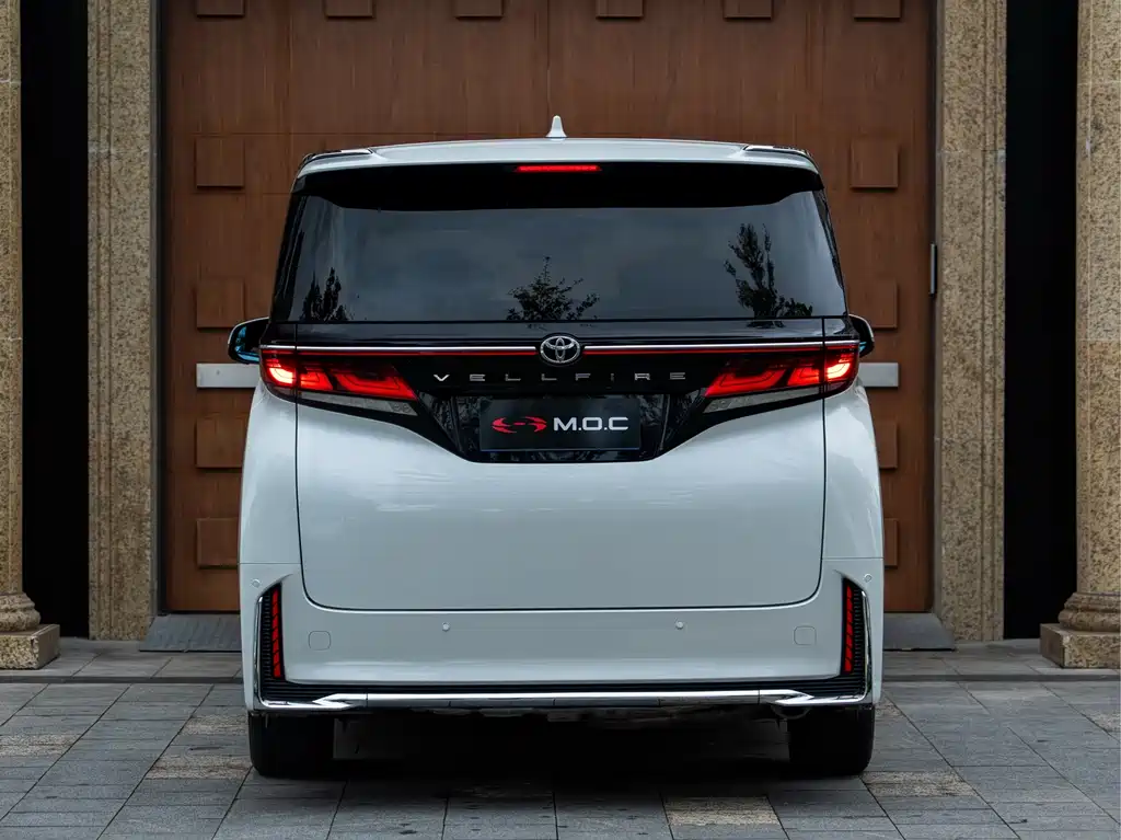 Toyota Vellfire 2023 — фото 5