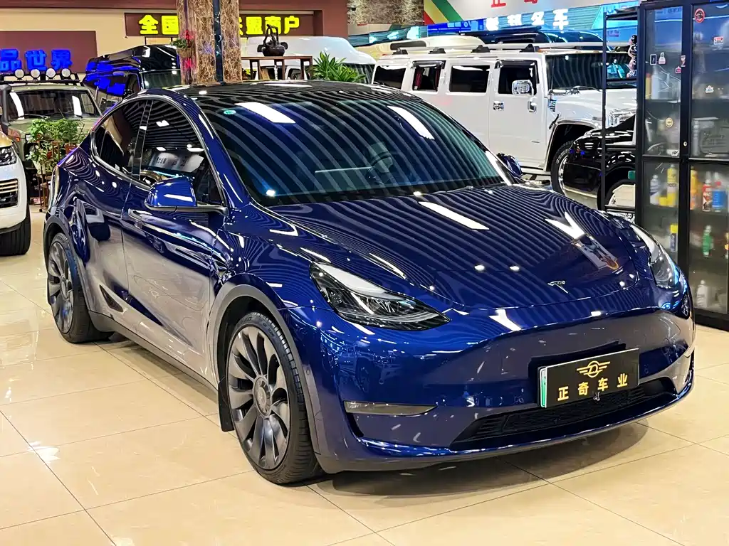 Tesla Model Y 2023 — фото 1